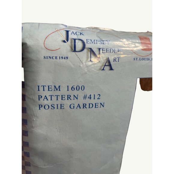 Jack Dempsey Needle Art Pillowcases Embroidery Kit Posie Garden Standard Size - Picture 3 of 7